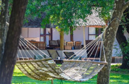 Beestekraal Cabina | Mziki Safari Lodge