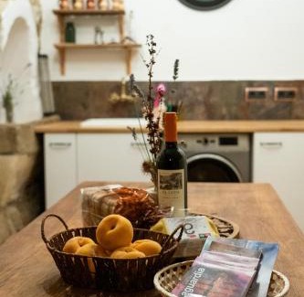Laguardia Old Town Casa | Número 8 a Traditional Basque Village Homestead