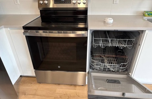 East Orange Apartamento | n 1-bedroom apartment with AC, gym, sonar , hot tub in East Orange