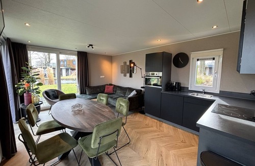Kaatsheuvel Casa | Detached chalet with 3 bedrooms and 2 bathrooms