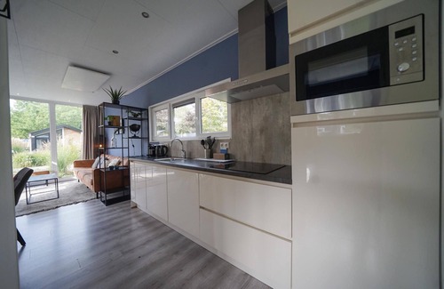 Kaatsheuvel Casa | Chalet with 2 bedrooms and a dishwasher