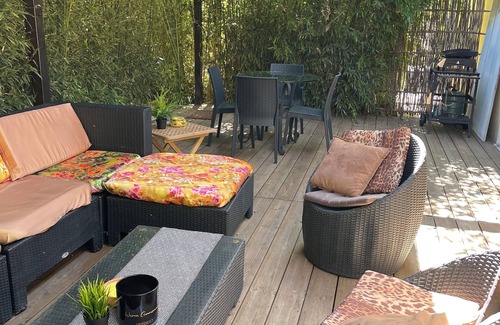 Roquevaire Casa | N Bottom of villa with heated pool