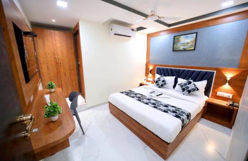 Versova Casa | N M Hotel Nr kokilaben Hospital