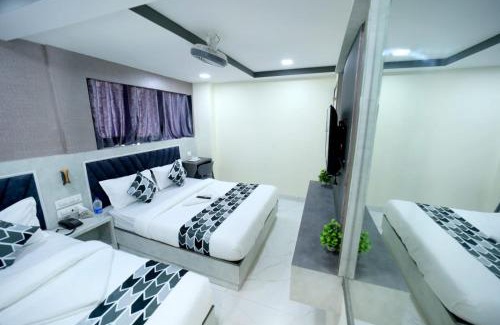 Versova Casa | N M Hotel Nr kokilaben Hospital