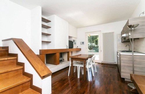 Numana Apartamento | N039 - Numana, villa with garden a stone's throw from the sea
