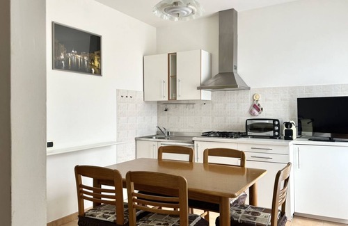 Numana Apartamento | N219 - Numana, delightful three-room apartment in the center