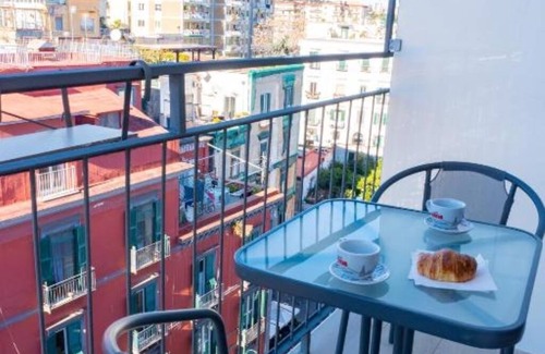 Montecalvario Casa | NA Beautiful View Rooftop-B&B - King Room with Balcony