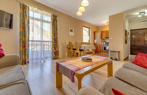 Karpacz Apartamento | Nad Łomniczką by Interhome