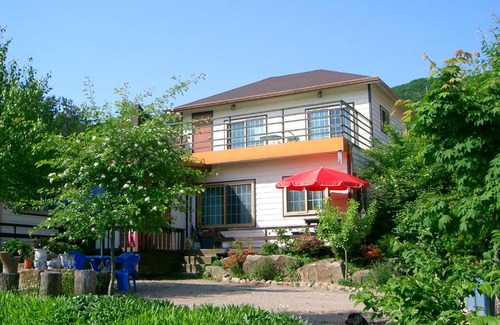 Bongpyeong Cabina | Nadeuri Pension
