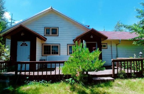 Bongpyeong Cabina | Nadeuri Pension