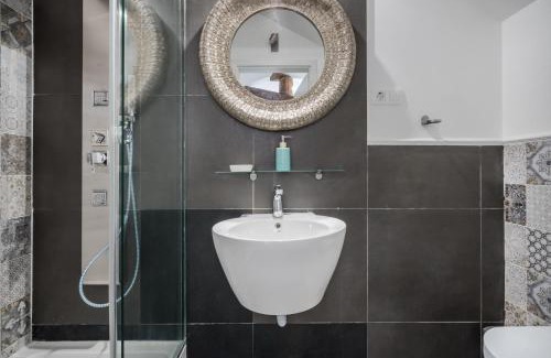 Belvaros - Lipotvaros Cama Y Desayuno | Nador Boutique Suites - Best Location, By BQA