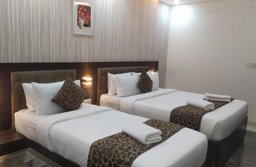 Krishnagiri Hotel | Nagas Inn by Unicorn