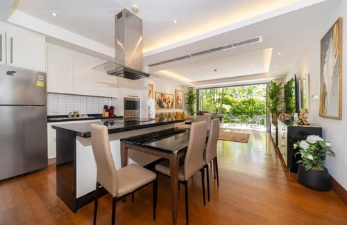Sa Khu Apartamento | Naithon beachfront apartment-pool, gym, restaurant