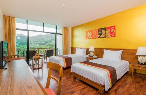 Sa Khu Complejo | Naithonburi Beach Resort - SHA Extra Plus