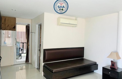 Sa Khu Casa | Naiyang Seaview Place Resort