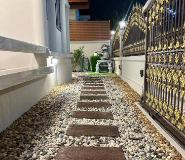 Phuket Casa | Naka Central Happy Home in Phuket city
