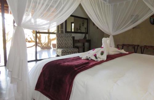 Maruleng Cabina | Naledi Lodges