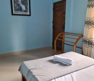 Nallur Cama Y Desayuno | Nalluran illam - family room