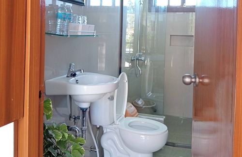 Central Visayas Complejo | Nalusuan Island Resort and Marine Sanctuary