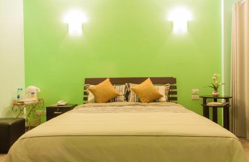 Pak Nam Pran Hotel | Nam Talay Resort