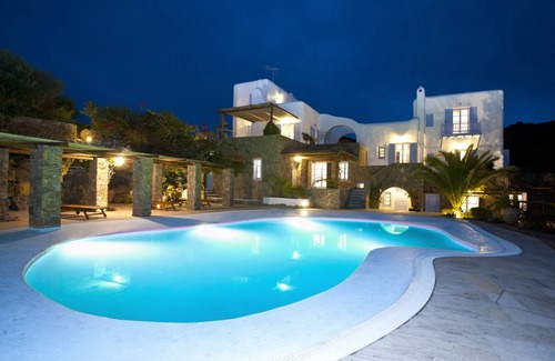 Plintri Villa | Nama Villas