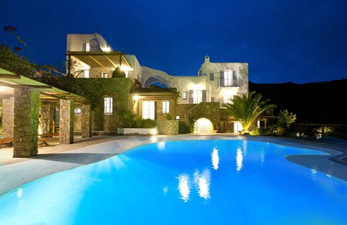 Plintri Villa | Nama Villas