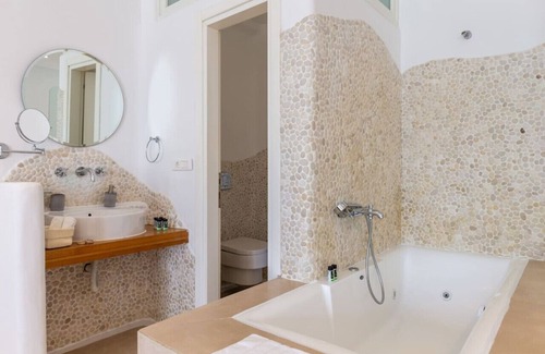 Tourlos Casa | Namaste 2 : Two-Bedroom Maisonette with Sea View