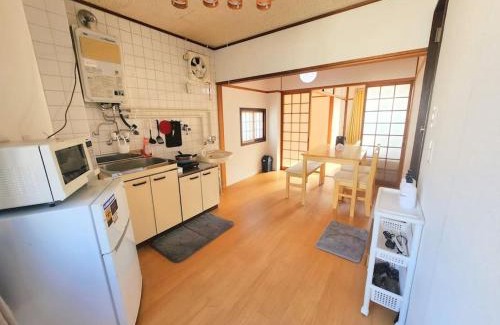 Naniwa Apartamento | Namba Station 1 station 4 people Japanese feel iris 4L