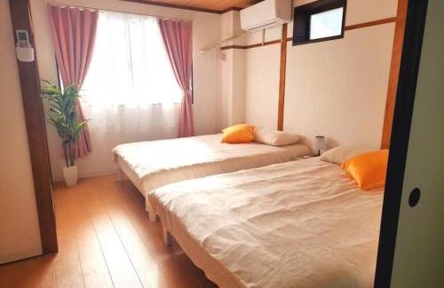 Naniwa Apartamento | Namba Station 1 station 4 people Japanese feel iris 4R