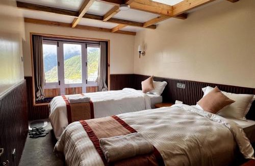 Namche Bazaar Hotel | Namche Terrace