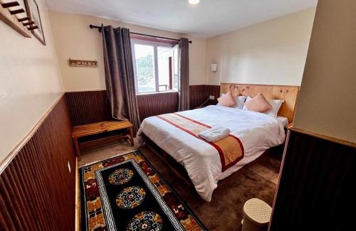 Namche Bazaar Hotel | Namche Terrace