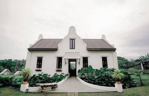 Buck Estate Casa | Nami Carolina, Your Weekend Home near Tagaytay