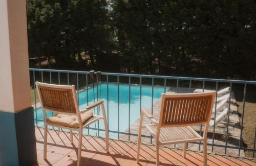 Mafra Cabina | NaNa House Ericeira - Yoga & Surf