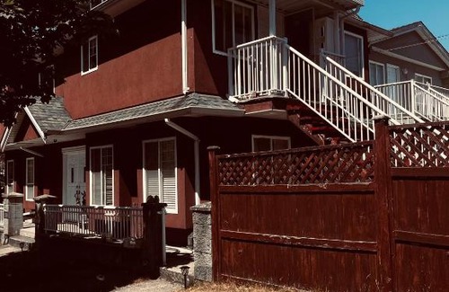 Hastings Casa | Nanaimo STR (Homey Backyard House)