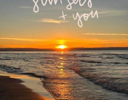 Wasaga Beach Casa | Nancy by the Bay Wasaga Beach