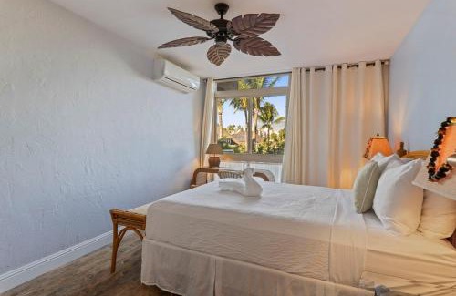 Kihei Apartamento | Nani Kai Hale 305 - Oceanview updated condo with AC at beachfront resort