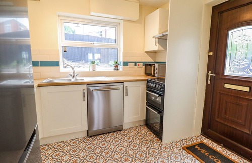 Froncysyllte Cabaña | NANTCLWYD, family friendly, character holiday cottage in Llangollen