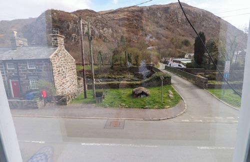 Beddgelert Cabaña | NANTMEL, pet friendly, country holiday cottage in Beddgelert