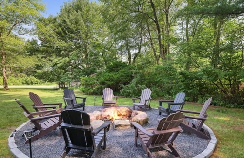 Pocono Pines Casa | Naomi Lake Guest House