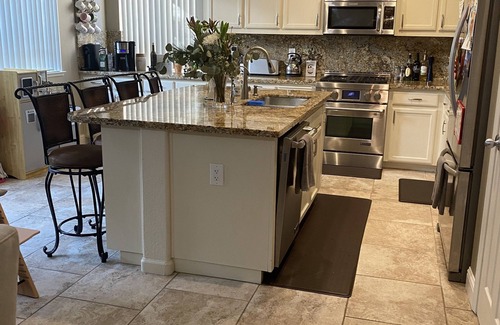 Napa Casa | Napa home walk to Downtown