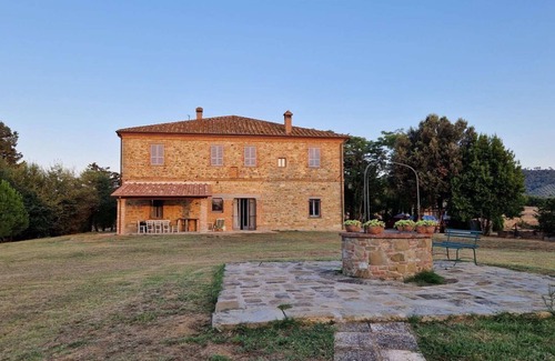 Paciano Apartamento | Napicola Alta (Salone)