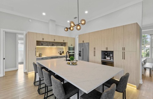 Palm River Estates Casa | Naples Dream Getaway !