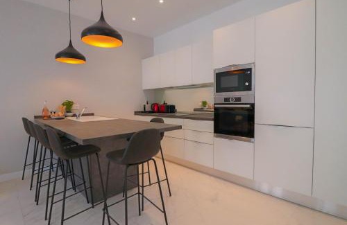 Riou - Petit Juas - Av de Grasse Apartamento | NAPOLEON Luxurious renovated apartment 1min from Palais