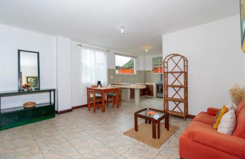 Banos de Agua Santa Apartamento | Napolitano Apart Hotel