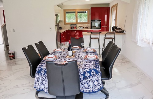 Les Posses-sur-Bex Casa | Narcisse by Interhome