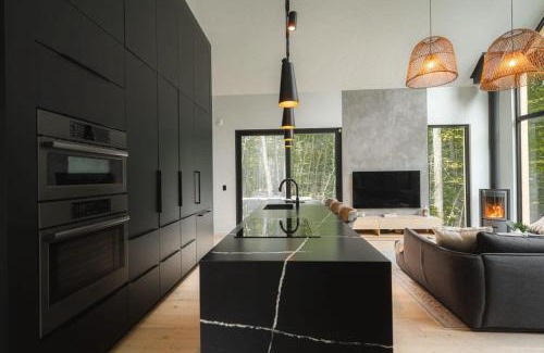 Lac Superieur Village Chalet De Esquí | Naro Cabin