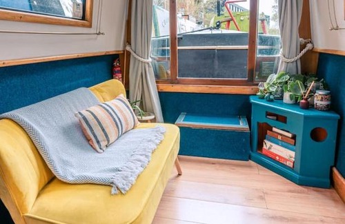 Regent's Park Otro | Narrowboat and Canal Moorings