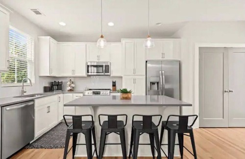 Hadley - Washington Casa | Nash Country Cowboy | Only 1.4mi to Broadway & DT