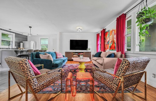 Nashville Casa | Nashville Bachelorette Retreat with Style