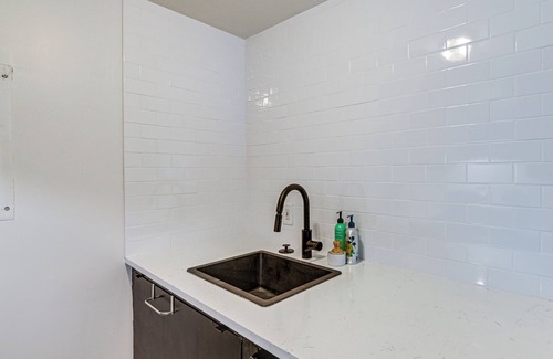 Sylvan Park Cabaña | Nashville Cottage: 4 Mi to Dtwn!